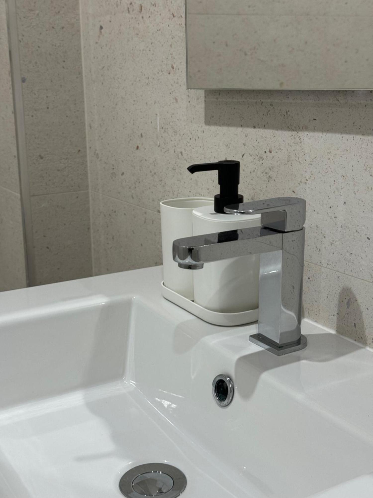 Alderete Suites Малага Екстериор снимка