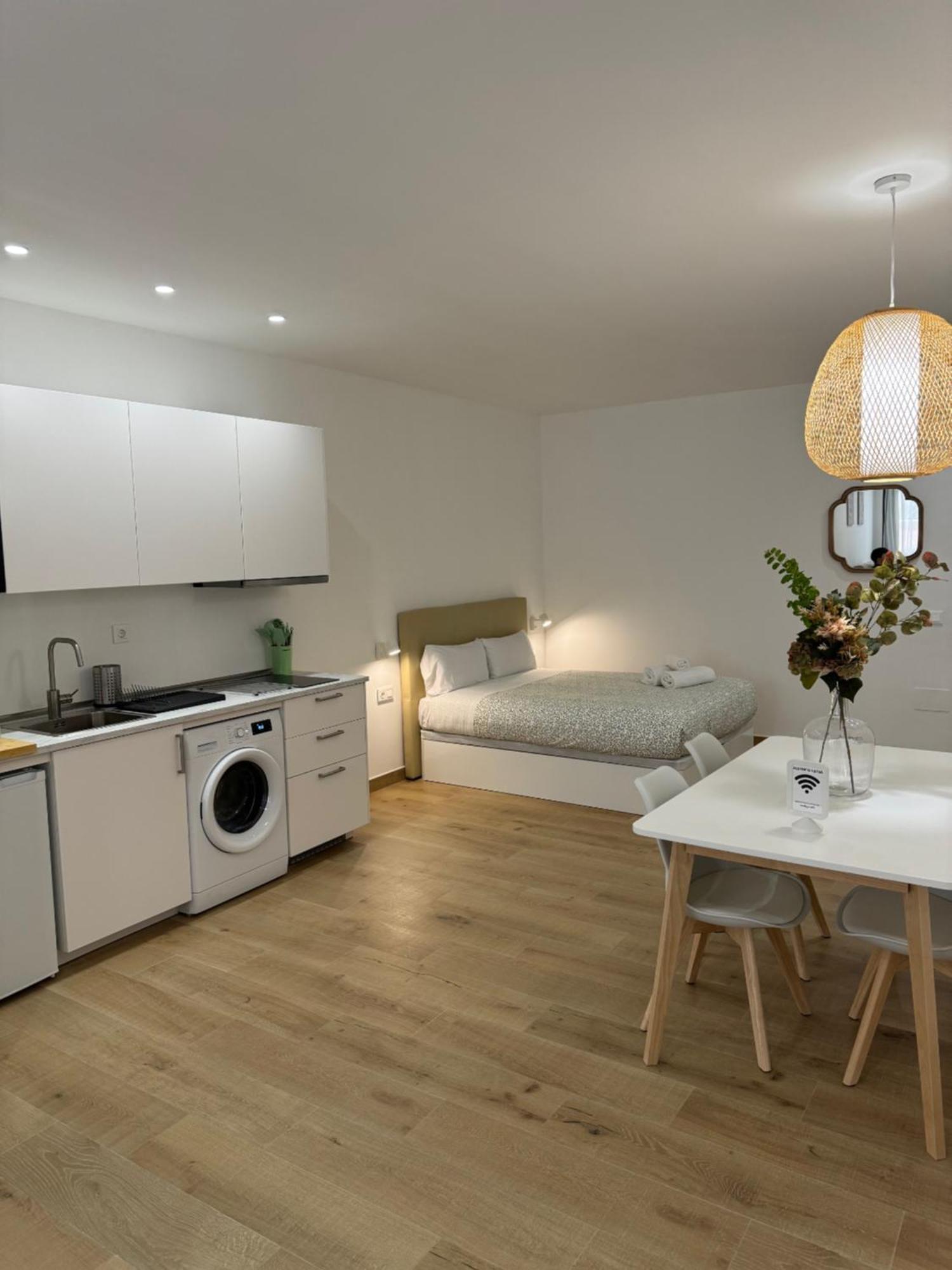Alderete Suites Малага Екстериор снимка