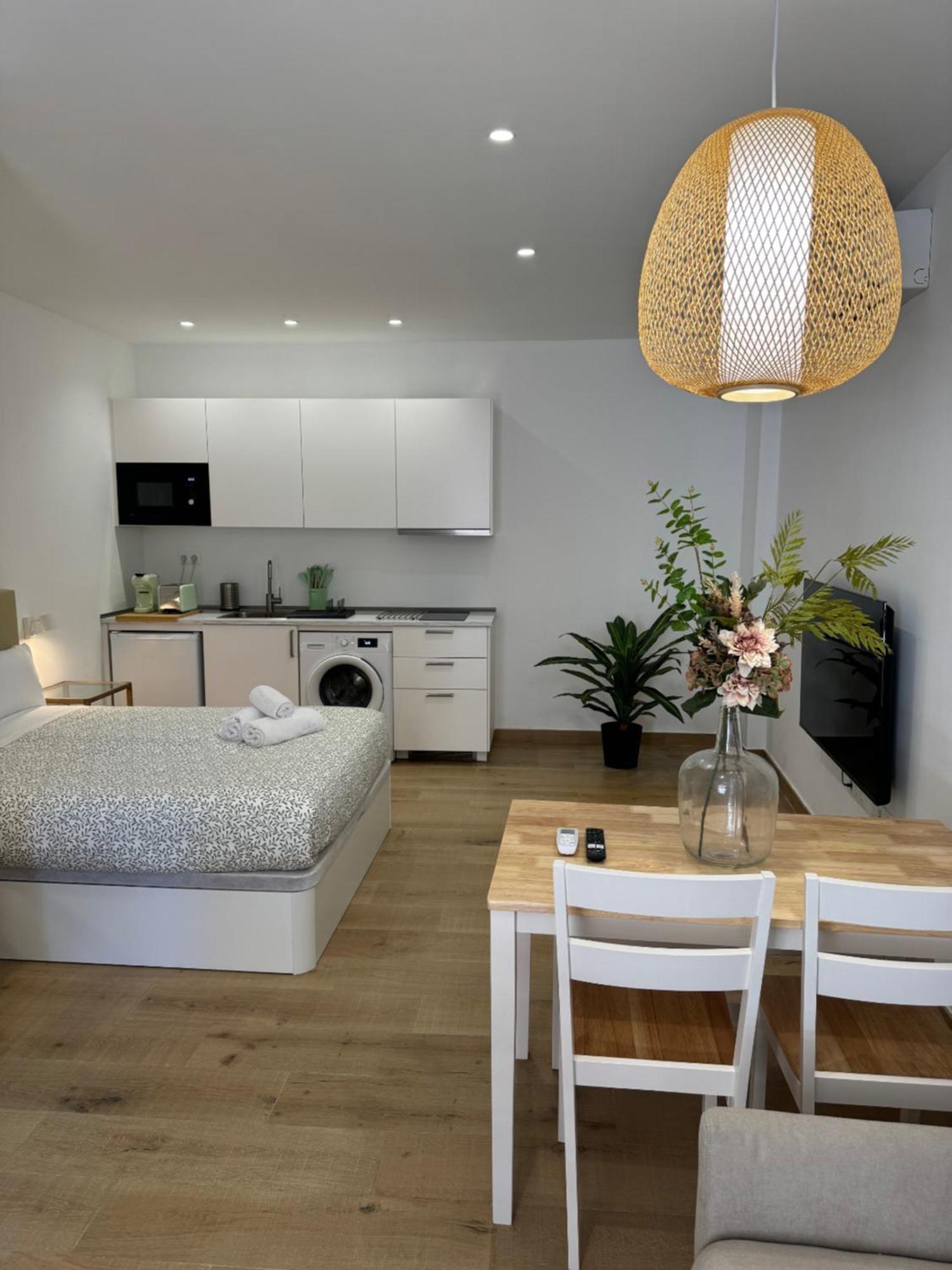 Alderete Suites Малага Екстериор снимка
